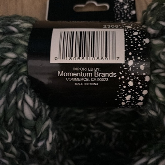 Momentum Knitted Neck Warmer Scarf Green & White NWT - Picture 6 of 7